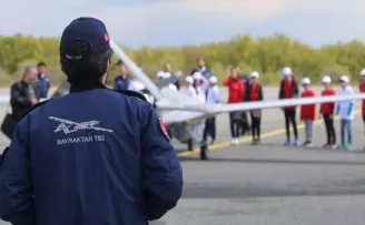 Çocuklar 'SİHA pilotu' oldu
