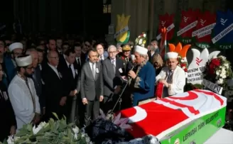 Cumhurbaşkanı Yardımcısı Oktay, Aydın Denktaş'ın cenaze törenine katıldı