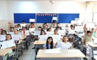 Denizli Büyükşehir’in sosyal belediyecilik vizyonu eğitime yön veriyor