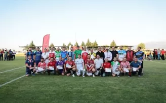Denizli Büyükşehir turnuvasında dostluk kazandı