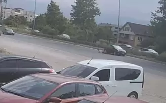 Düzce’de otomobil yayaya çarptı