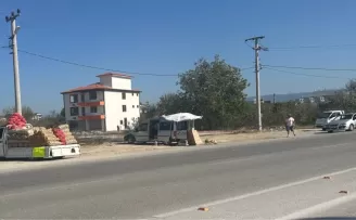 Düzce’de seyyar satıcılara belediye seyirci kalıyor