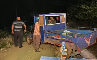 Düzce Yığılca’da pat pat şarampole uçtu!