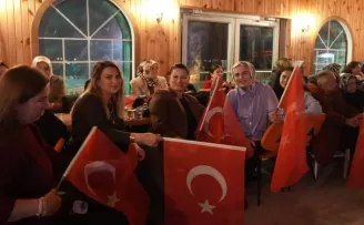 Düzceli kadınlardan 29 Ekim’e fasıl geceli kutlama