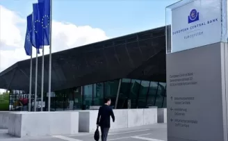 ECB faiz oranlarını değiştirmedi
