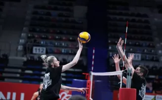 Eczacıbaşı Zeren’e konuk oluyor