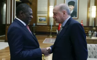 Erdoğan, Mashatile’yi Külliye’de kabul etti