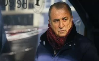 Fatih Terim galibiyetle döndü