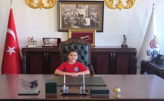 Gencan makamını Uzunköprü’lü minik Seray’a teslim etti