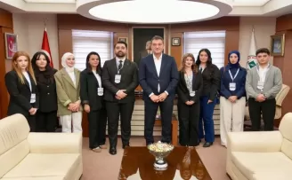 Giresun’da Başkan Köse, üniversiteli gençleri ağırladı