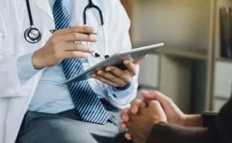 Hastanelerde enfeksiyon kontrolüne yeni düzenleme... Yetkiler yeniden belirlendi