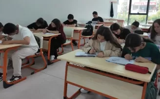 Hayalleri için gün sayıyorlar