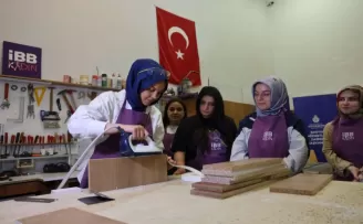 İBB’den kadınlara marangozluk eğitimi