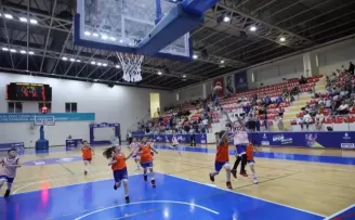 İBB Spor Okulları’nda yeni dönem başladı