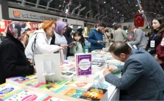 İnegöl kitap günlerinde yazar buluşmaları başlıyor