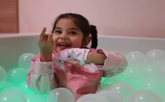 Irak’tan gelen aile, Gonca ile umuda tutundu