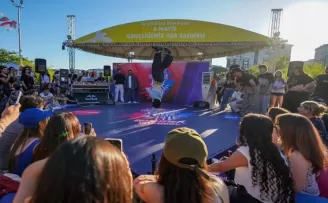 İstanbul Beylikdüzü’nde dans rüzgarı esti