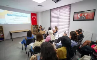 İstanbul Beylikdüzü’nde okula uyum semineri