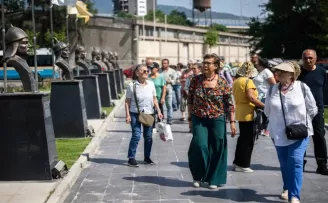 İzmir Bornova’da çınarlar için tarih ve doğa gezisi