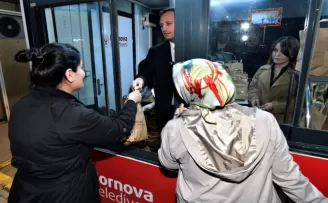 İzmir Bornova’da kumanyalar Başkan Eşki’den