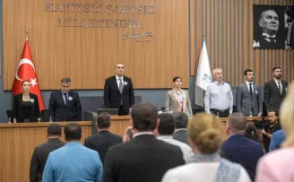 İzmir Büyükşehir Meclisi’nden merhum Zeyrek’e anma