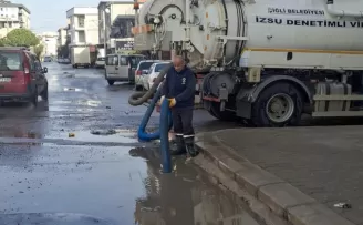İzmir Çiğli’de fırtına ve sağanak seferberliği