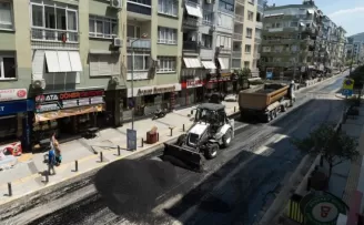 İzmir’de Balçova Ata Caddesi tamamen yenileniyor
