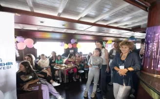 İzmir’de başarılı kadınlar kız çocuklarına ilham oldu