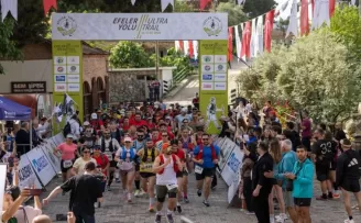 İzmir’de Efeler Yolu Ultra Trail’de madalyalar verildi