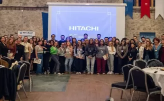 İzmir’de genç tasarımcılar doğadan ilhamla tasarladı