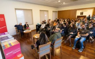 İzmir’de “Şato’da Kamusal Mekân Söyleşileri“ başladı