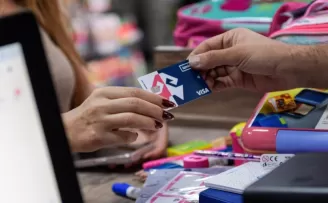 İzmir eğitim destekleriyle nefes aldırdı