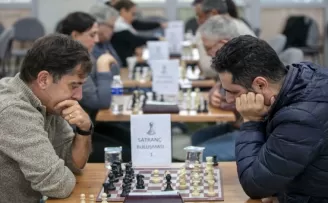 İzmir Güzelbahçe’de satranç turnuvası düzenlendi