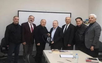 İzmir için sert tablo: Trafik kilit, körfez alarmda, su denize akıyor