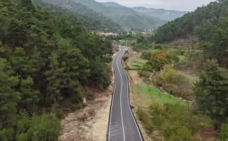 İzmir’in en uzak yolu yenilendi