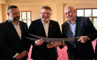 İzmir Karşıyaka’da Muharrem Lokması buluşması