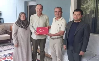 İzmit Belediyesi’nden hacı muhtarlara ziyaret