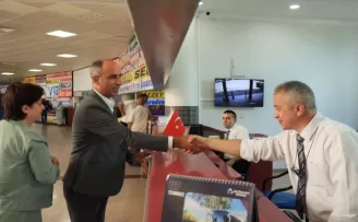 İzmit’in esnaflarını dinlemeye devam