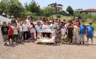 İzmit Kabaoğlu’nda çocuklar doyasıya eğlendi