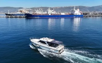 İzmit Körfezi’nde denizi kirleten gemiye suçüstü!