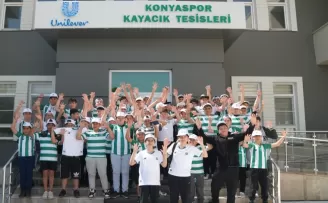 Karataylı çocuklar Konyaspor antrenmanını izledi