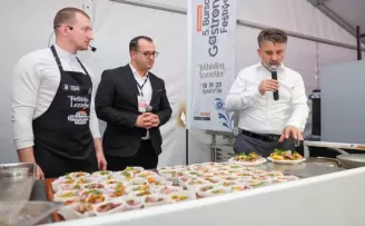 Kardeş şehirlerin lezzetleri Bursa’da buluştu