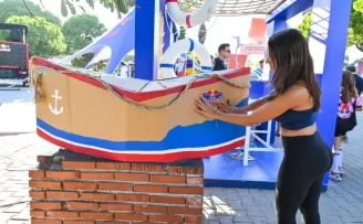 Karton Tekne Yarışması İzmir’de fuar coşkusuna renk kattı