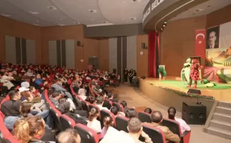 Kayseri Melikgazi’den çocuklara özel tiyatro