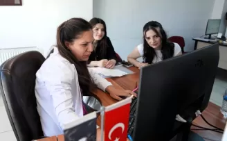 Keçiören Belediyesi’nden ücretsiz üniversite tercihi desteği