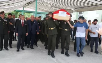 Kıbrıs Gazisi Yusuf Tayşi Artvin’de toprağa verildi