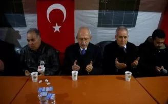 Kılıçdaroğlu'ndan şehit evine taziye ziyareti