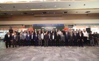 Kocaeli’de Başkan Büyükakın, 12 ilçeden din görevlileri ile bir araya geldi