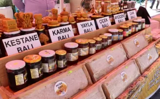 Kocaeli’de ’İzmit Bal Günleri’ne yoğun ilgi