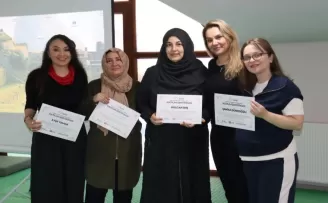 Kocaeli İZGİM’de anne adaylarının sertifika sevinci